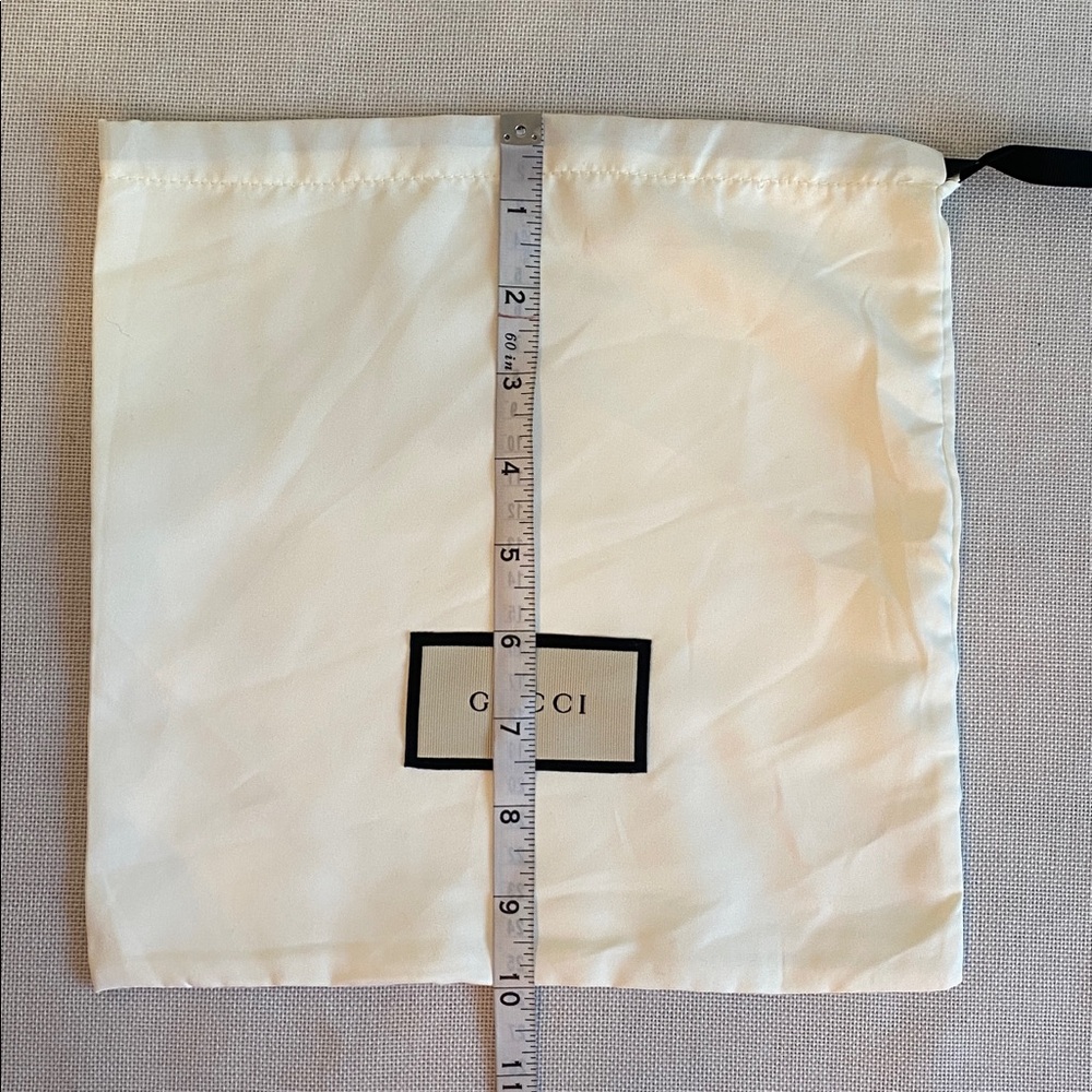 Gucci • Drawstring Dust Bag - Picture 8 of 8